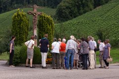 Wanderung zum Egersbacher Kreuz (Durbach) am Tag des offenen Denkmals 2013.