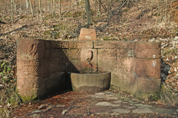 Heidelberg-Ziegelhausen, Brunnen im Mausbachtal.